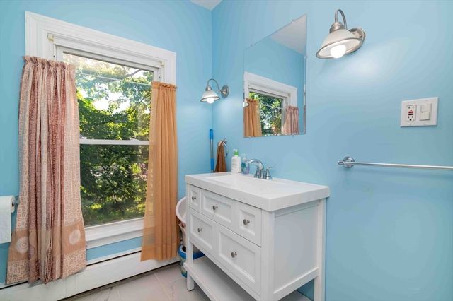 34 Spring Hill Rd, Boston, MA 02136