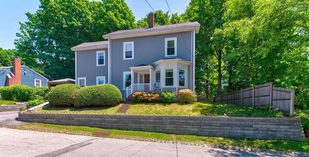 34 Spring Hill Rd, Boston, MA 02136