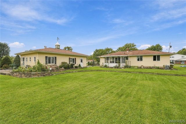 2746 Homeyer Road, Wheatfield, NY 14120