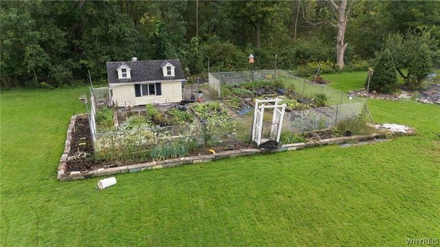 2746 Homeyer Road, Wheatfield, NY 14120