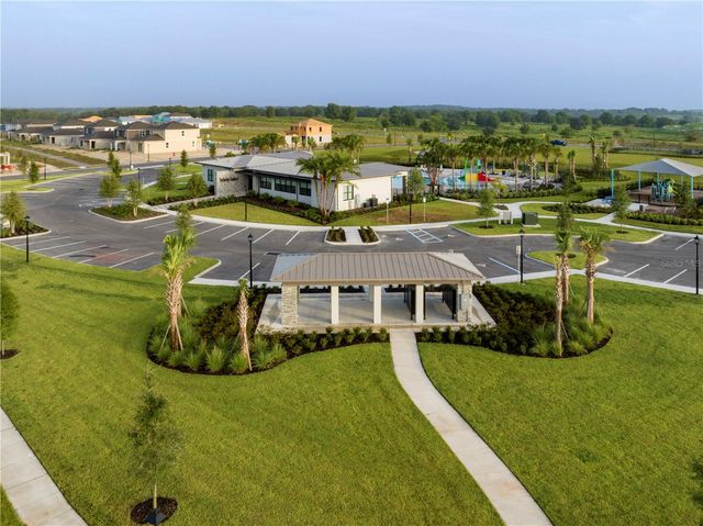 1880 ROSS HAMMOCK AVENUE, Groveland, FL 34736