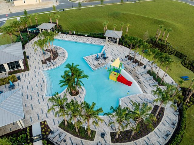 1880 ROSS HAMMOCK AVENUE, Groveland, FL 34736