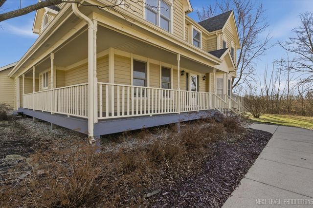 2N879 Howard Road, Maple Park, IL 60151