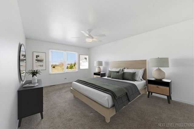 2N879 Howard Road, Maple Park, IL 60151