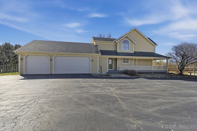 2N879 Howard Road, Maple Park, IL 60151