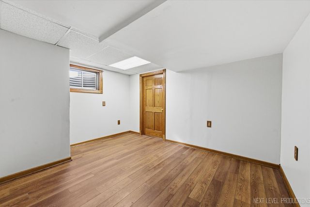 2N879 Howard Road, Maple Park, IL 60151