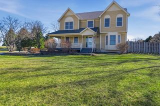 2N879 Howard Road, Maple Park, IL 60151