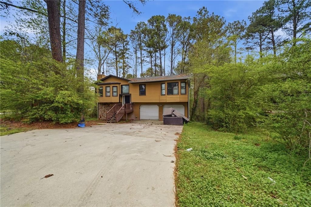 5870 Wellborn Trail, Lithonia, GA 30058