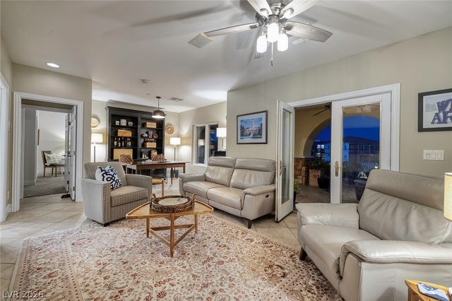 38 Strada Principale, Henderson, NV 89011