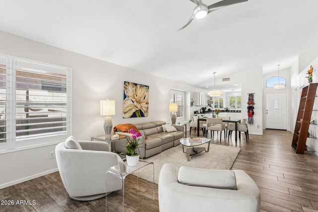 21610 N 44TH Place, Phoenix, AZ 85050