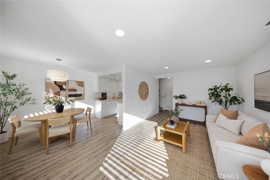 11324 215th 4, Lakewood, CA 90715 — photo 4