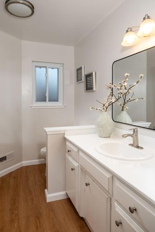1520 Awalt Court, Los Altos, CA 94024