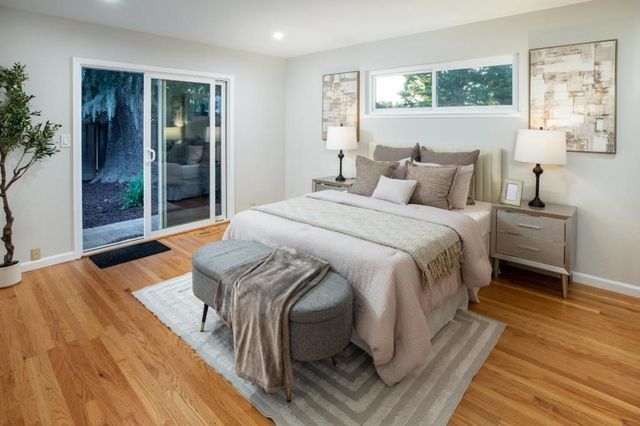 1520 Awalt Court, Los Altos, CA 94024