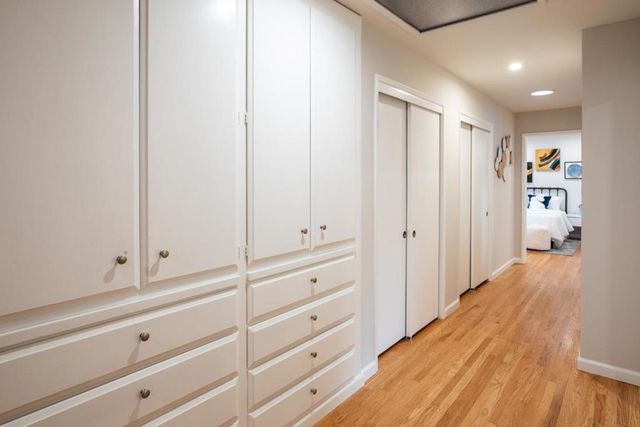 1520 Awalt Court, Los Altos, CA 94024