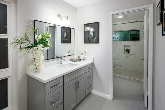 1520 Awalt Court, Los Altos, CA 94024