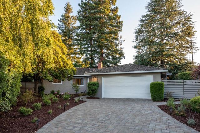 1520 Awalt Court, Los Altos, CA 94024