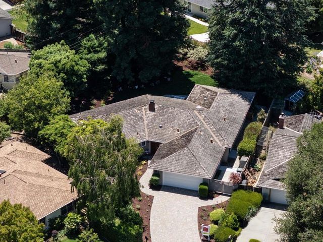 1520 Awalt Court, Los Altos, CA 94024
