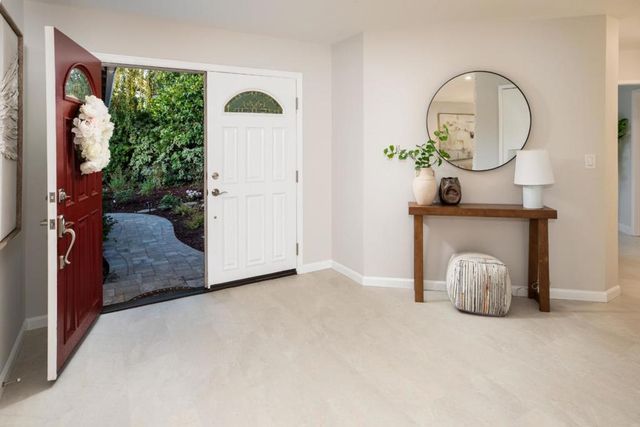 1520 Awalt Court, Los Altos, CA 94024