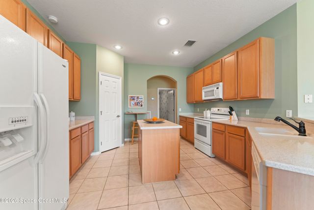 385 Tunbridge Drive, Rockledge, FL 32955