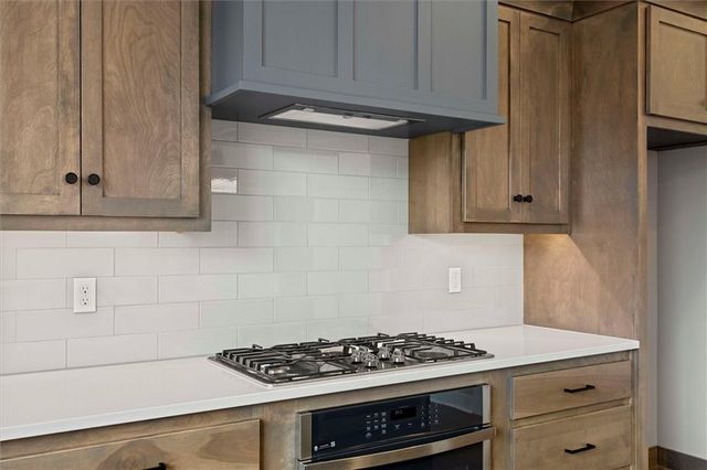 12404 W 184th Street, Overland Park, KS 66013