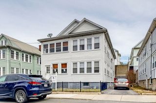 69-71 Governor Winthrop Road, Somerville, MA 02145