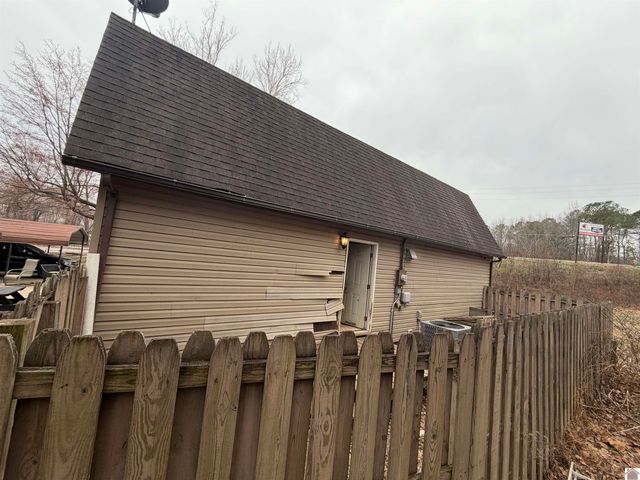 4740 Old Mayfield Rd., Paducah, KY 42003