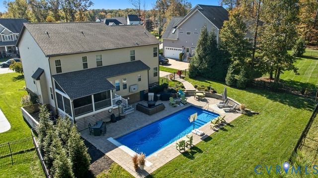 17554 Tree View Ct, Moseley, VA 23120