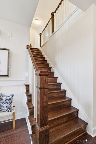 17554 Tree View Ct, Moseley, VA 23120