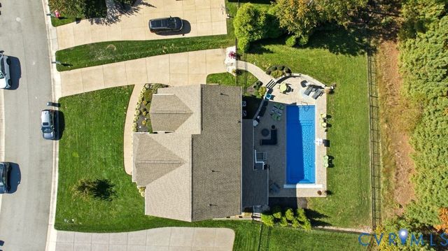 17554 Tree View Ct, Moseley, VA 23120