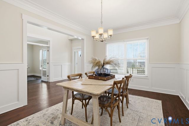 17554 Tree View Ct, Moseley, VA 23120