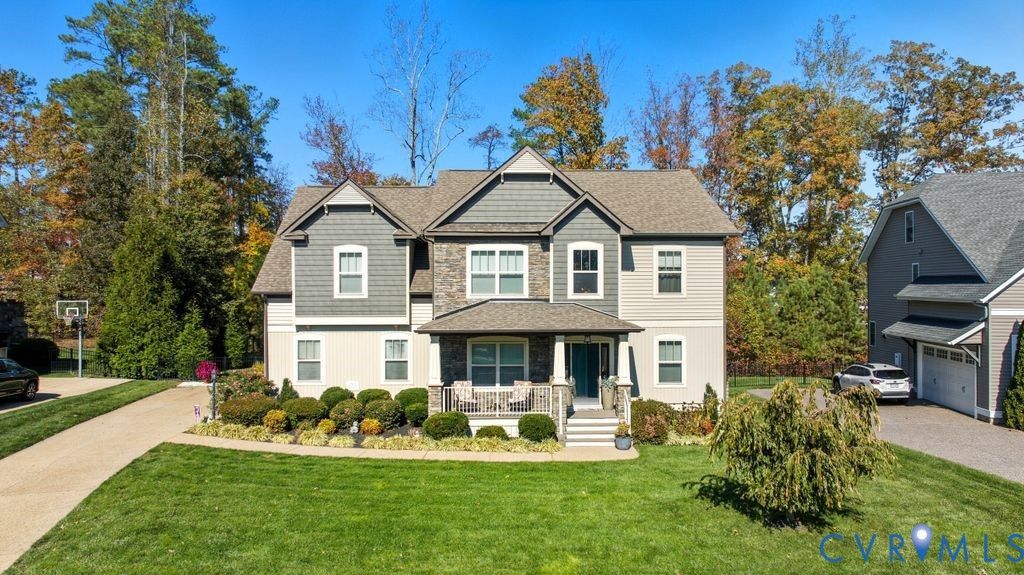 17554 Tree View Ct, Moseley, VA 23120