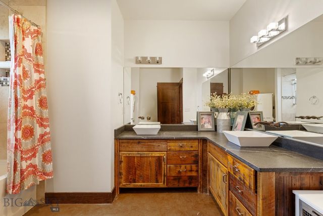 209 Black Bull Trail, Bozeman, MT 59718