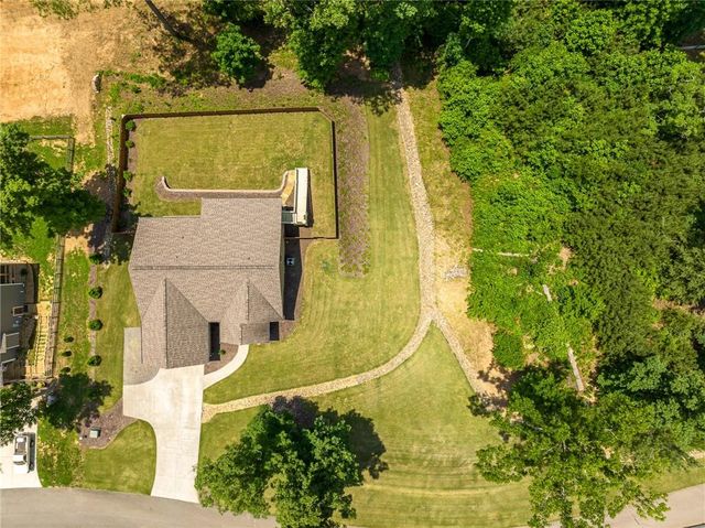 420 Meadow Circle, Ellijay, GA 30540