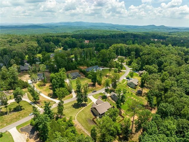 420 Meadow Circle, Ellijay, GA 30540