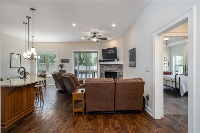 420 Meadow Circle, Ellijay, GA 30540