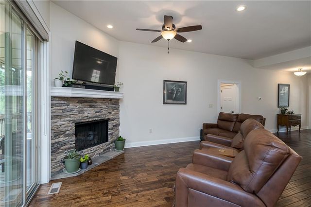 420 Meadow Circle, Ellijay, GA 30540