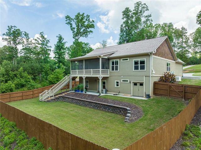 420 Meadow Circle, Ellijay, GA 30540