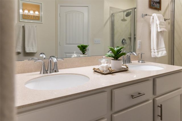 9006 Golden Leaf DR, Austin, TX 78748