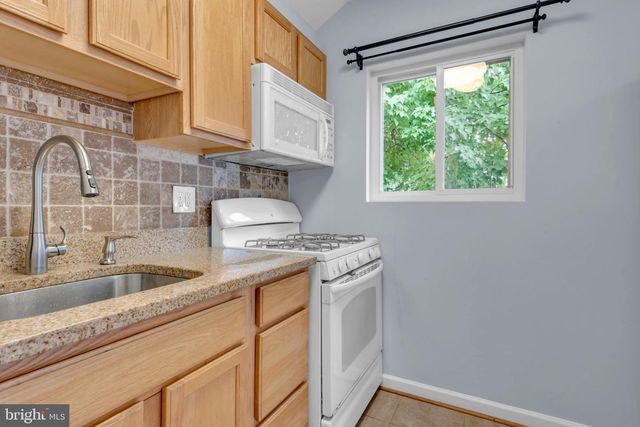 6944 DECATUR PL, Hyattsville, MD 20784