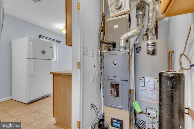 6944 DECATUR PL, Hyattsville, MD 20784