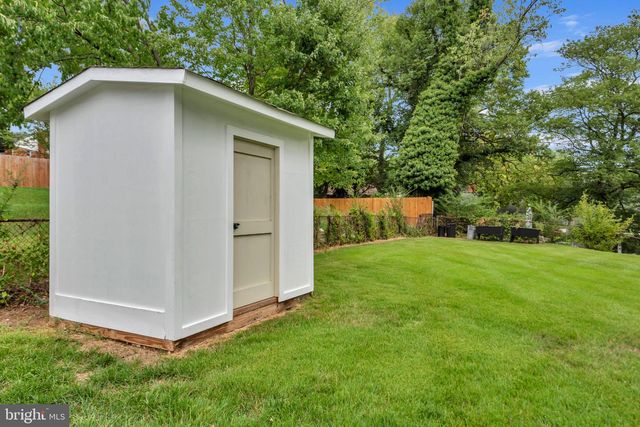 6944 DECATUR PL, Hyattsville, MD 20784