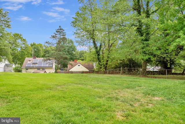 6944 DECATUR PL, Hyattsville, MD 20784