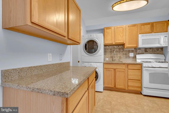 6944 DECATUR PL, Hyattsville, MD 20784