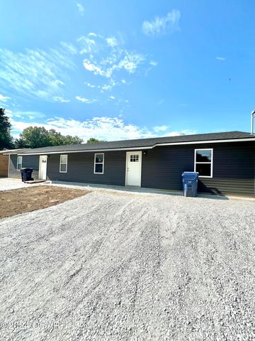1201&1203 Franklin St, Sarcoxie, MO 64862