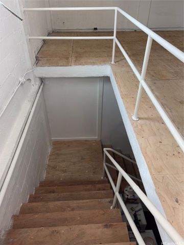 1626 Silva Street, Honolulu, HI 96819