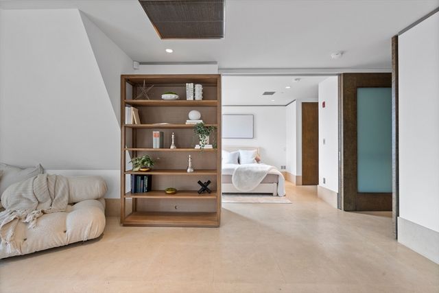 314 Commonwealth Ave PH, Boston, MA 02115