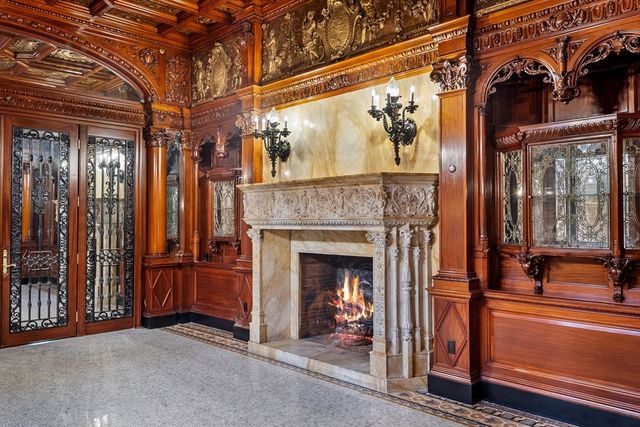 314 Commonwealth Ave PH, Boston, MA 02115