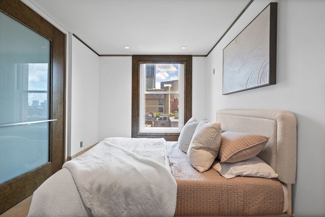 314 Commonwealth Ave PH, Boston, MA 02115