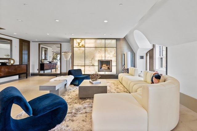 314 Commonwealth Ave PH, Boston, MA 02115