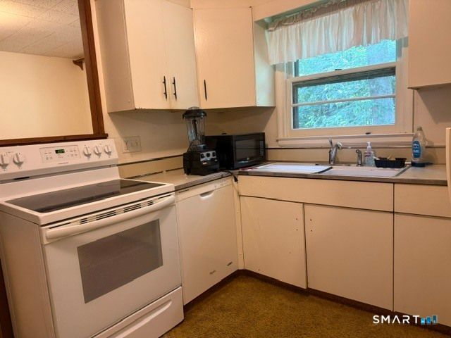 185 Green Hill Lane, Cheshire, CT 06410